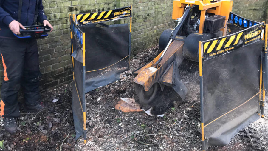 Machine grinding stump
